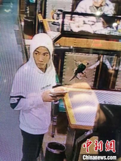 悬赏金额升至10万 内蒙古刑事案嫌犯在主城区换装露面