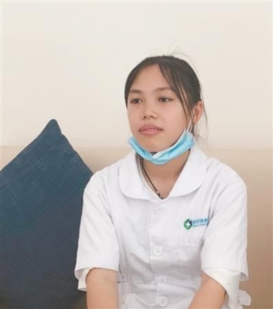 养老院里的00后“小棉袄”：她把老人们看作亲人