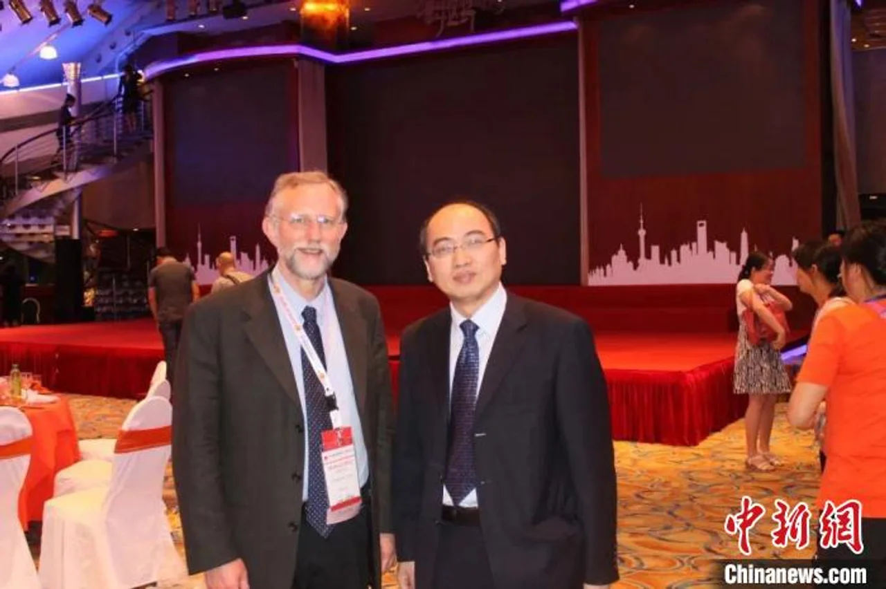 中国学者眼中的2020诺贝尔奖得主查尔斯·赖斯:谦和、严谨