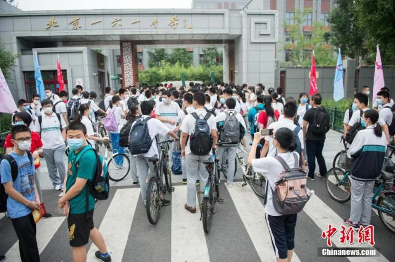 全国大中小学陆续开学 “开学第一课”讲了啥?