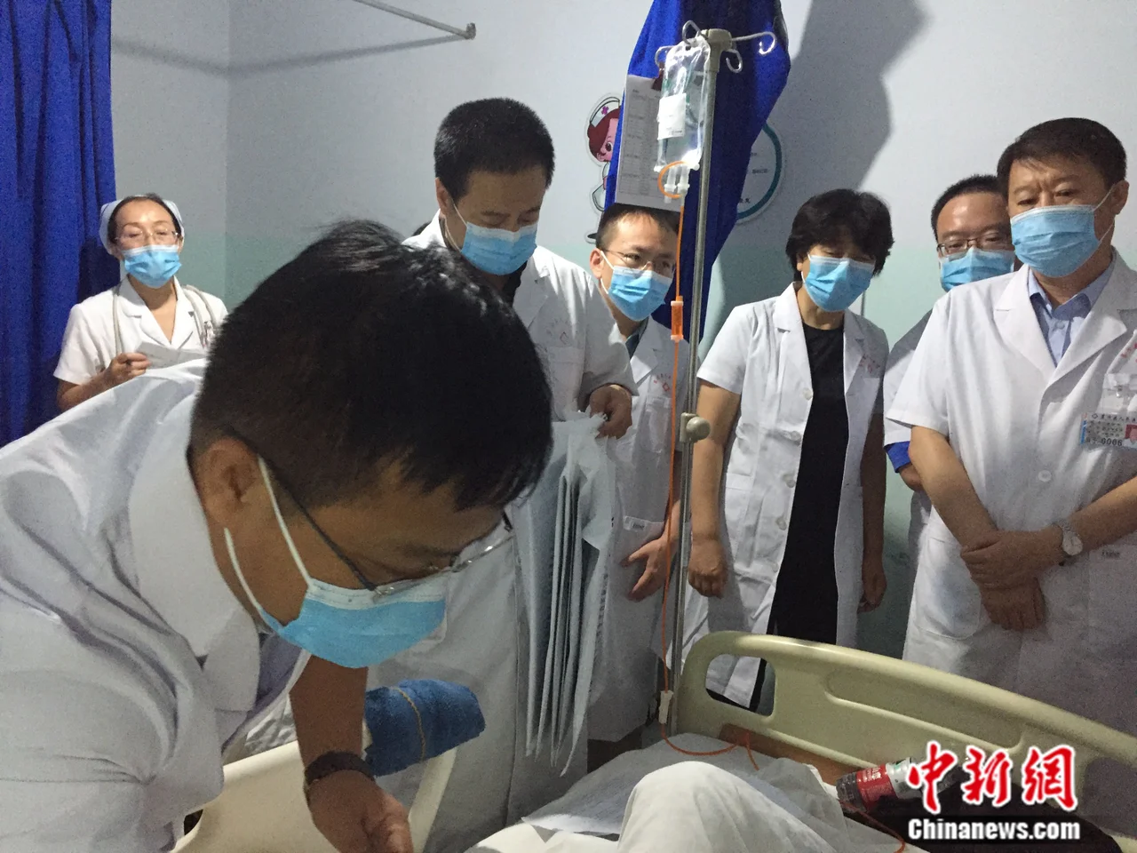 山西襄汾饭店坍塌续:参与救治的医务人员达千人