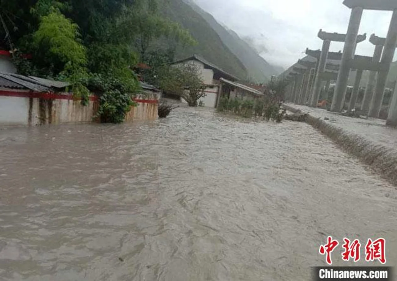 甘肃长江水系8月降雨量创新极值 流域周边遭历史最大降水