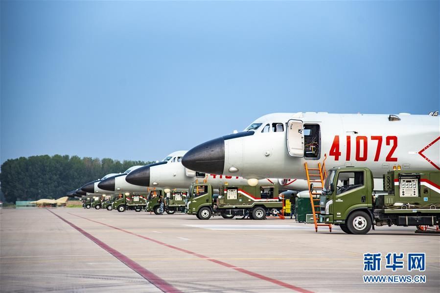 雷霆“战神”向战而飞——空军航空兵某师牢记嘱托备战打仗记事