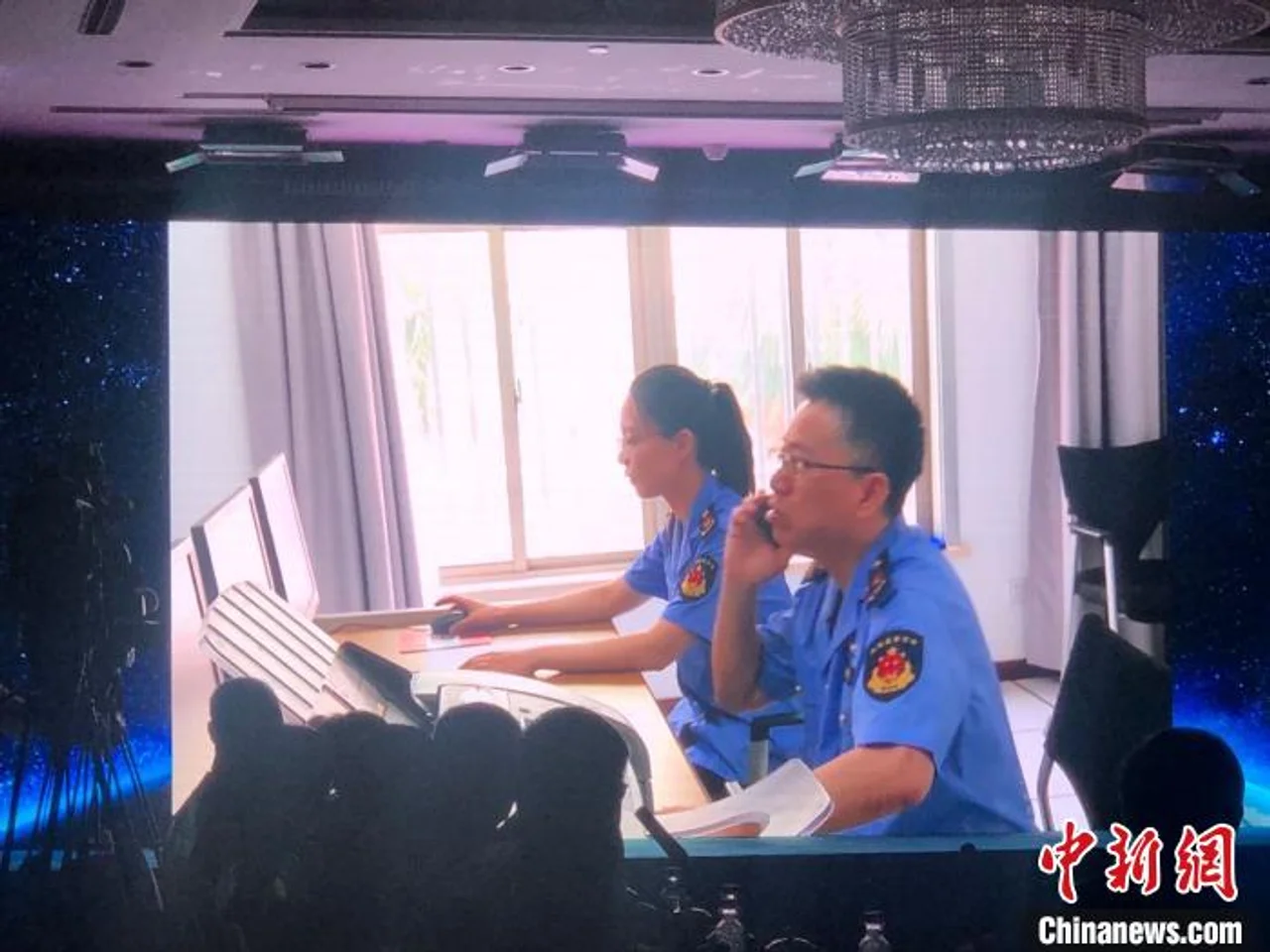 上海补充完善食品安全事故分级标准 开展食品安全应急处置演练