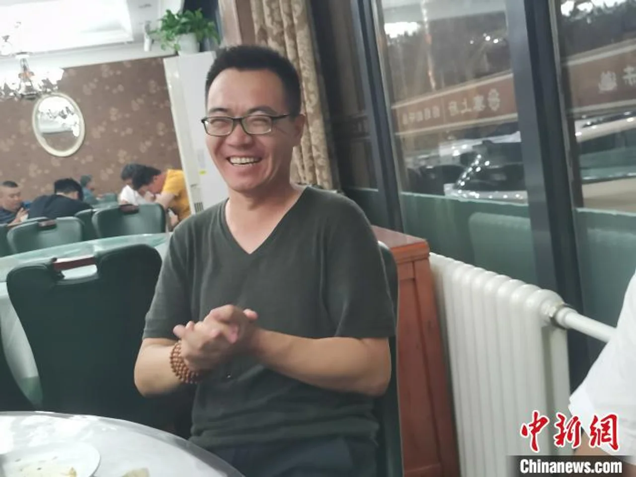 通讯:实现冬暖夏凉 内蒙古“75后”设计出新型蒙古包