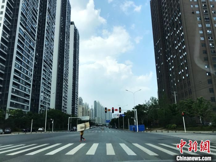 武汉空气质量持续改善 臭氧成为首要污染物
