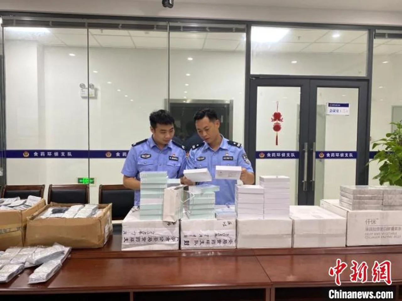 “网红”高价减肥药竟含违禁成分 长沙警方抓获31名疑犯