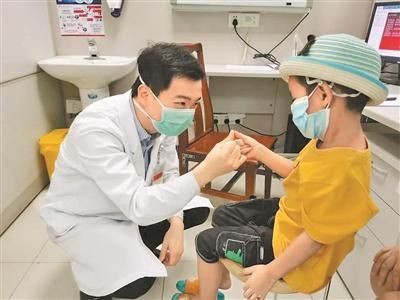4龄童左肺“静止”1个月 医生手术8小时重启肺功能
