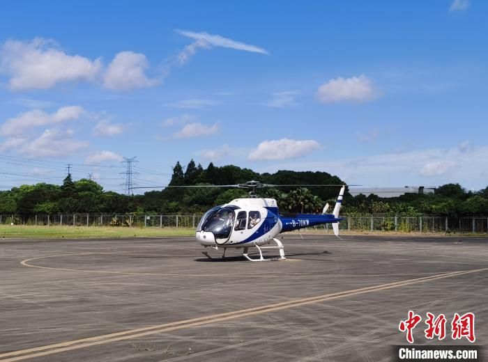 国产轻型多用途直升机AC311正式在长三角推出短途运输业务
