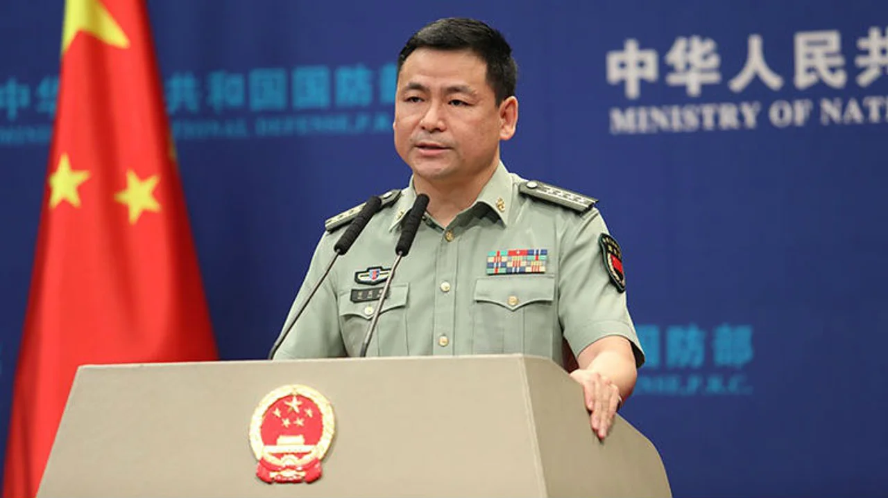 “美方在南海‘兴风作浪’只会让中方更加坚定地‘乘风破浪’”