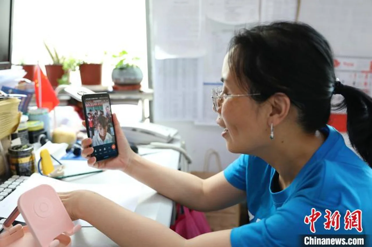 “线上妈妈”结对帮扶 为留守儿童营造爱的港湾