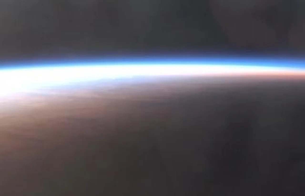 看!中国空间站新年第一缕曙光 还有“宇宙级”新年祝福