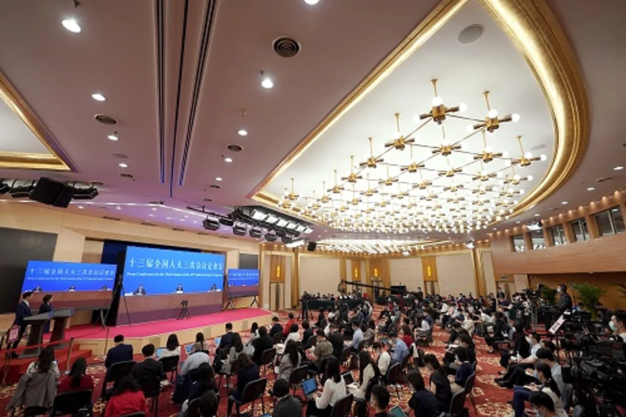 境外媒体关注李克强记者会:传递战胜困难信心
