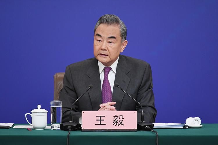 王毅：中国外交为恢复世界和平奔走，为挽救人类生命努力