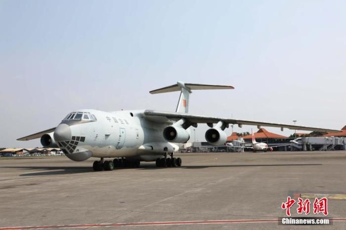 印尼国防部长：有信心与中国一道共同战胜疫情