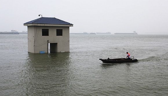 江西省70个县区降雨超250毫米，鄱阳湖预计将发生流域性大洪...
