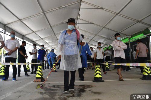 北京通州已完成10万余人核酸采样 工地工友将全面检测
