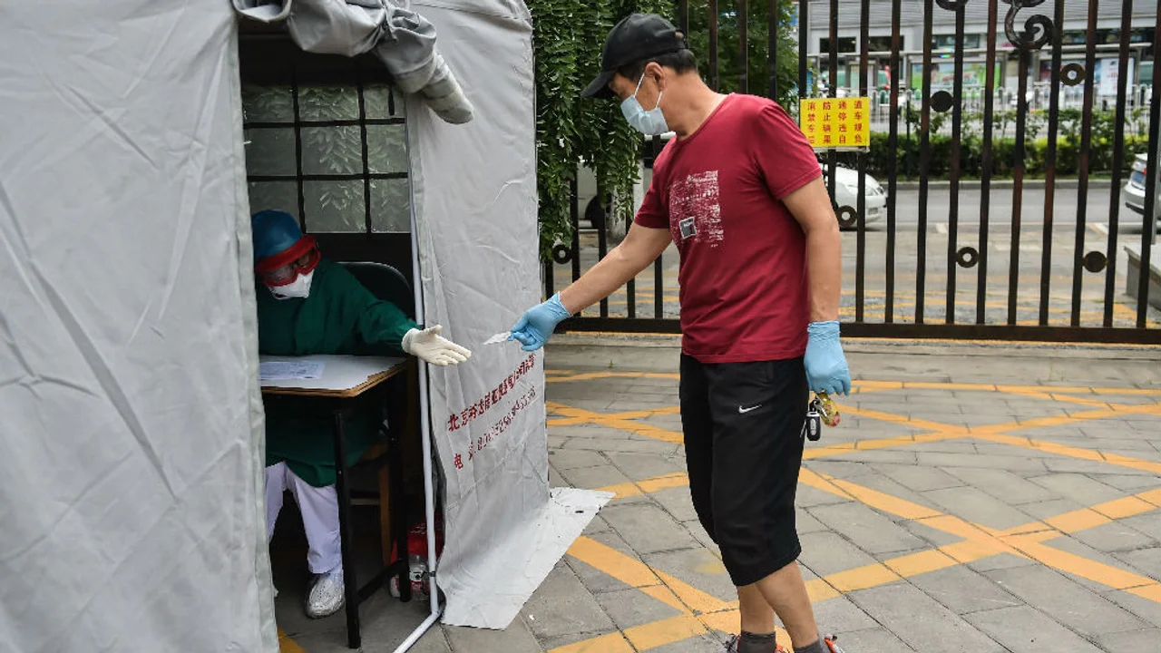 港媒:北京小企业或面对疫情二次冲击
