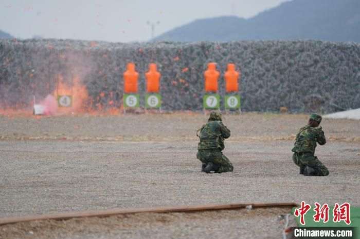 浙江洞头迎“海霞”建连60周年