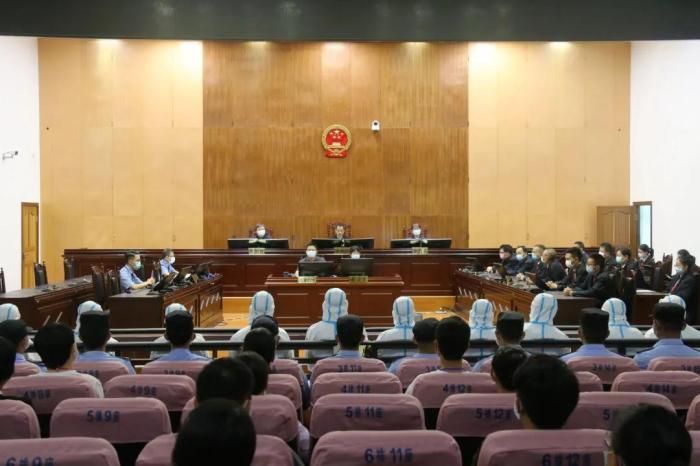 云南一法院公开宣判46人涉黑案 多人被判处死刑
