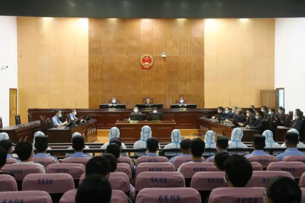 云南一法院公开宣判46人涉黑案 多人被判处死刑
