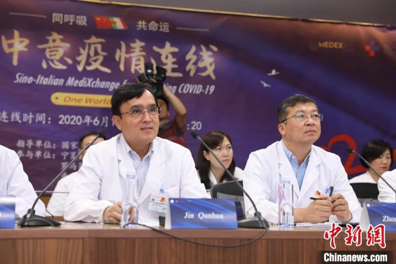 中方专家为意医疗机构抗疫“支招”