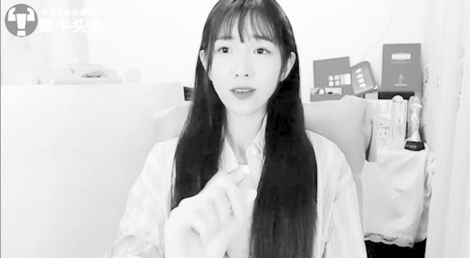 失聪女孩的第一次脱口秀：反复练习了超过一千遍