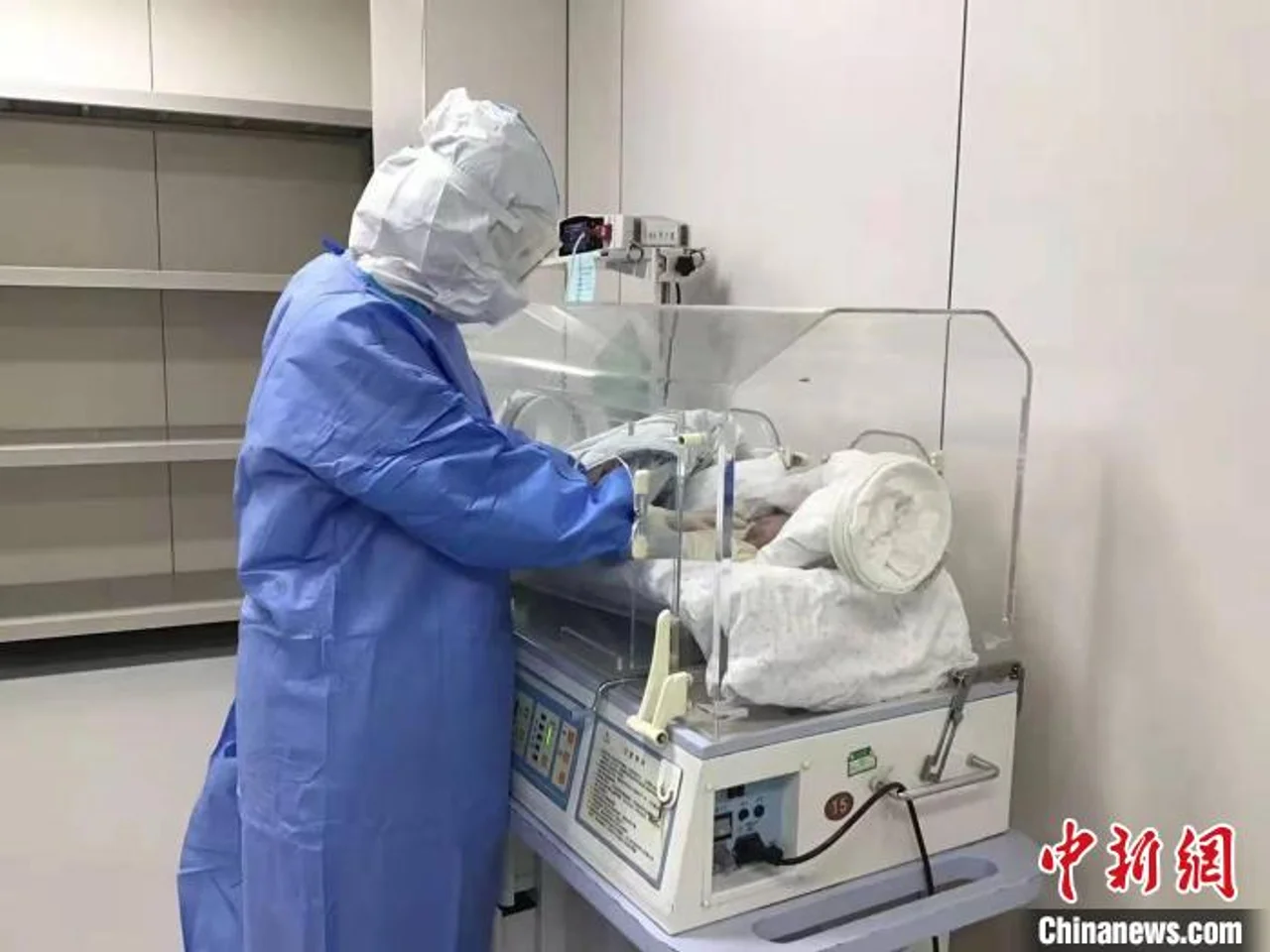 陕西一“黄码医院”迎来接诊后首个新生宝宝