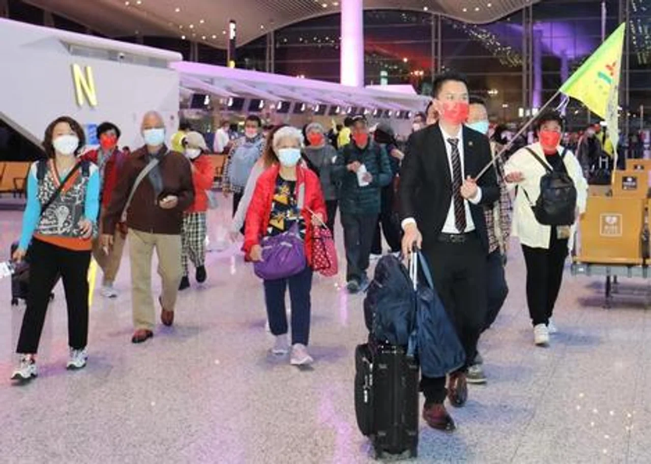 出境团队游业务停摆3年,中国内地首发团今日凌晨出发