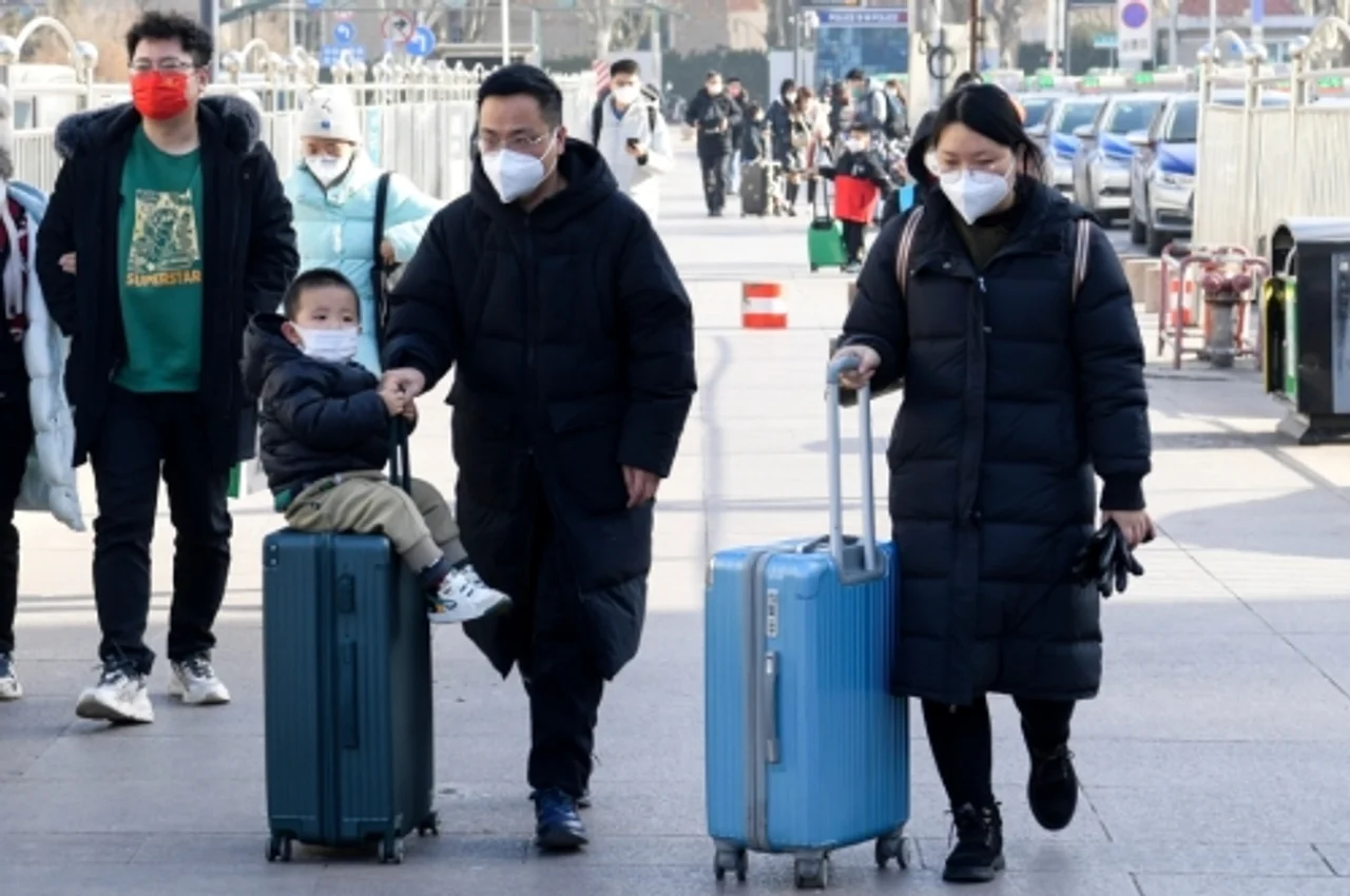 “阳过”了,春节回家可以摘口罩吗?专家最新解答