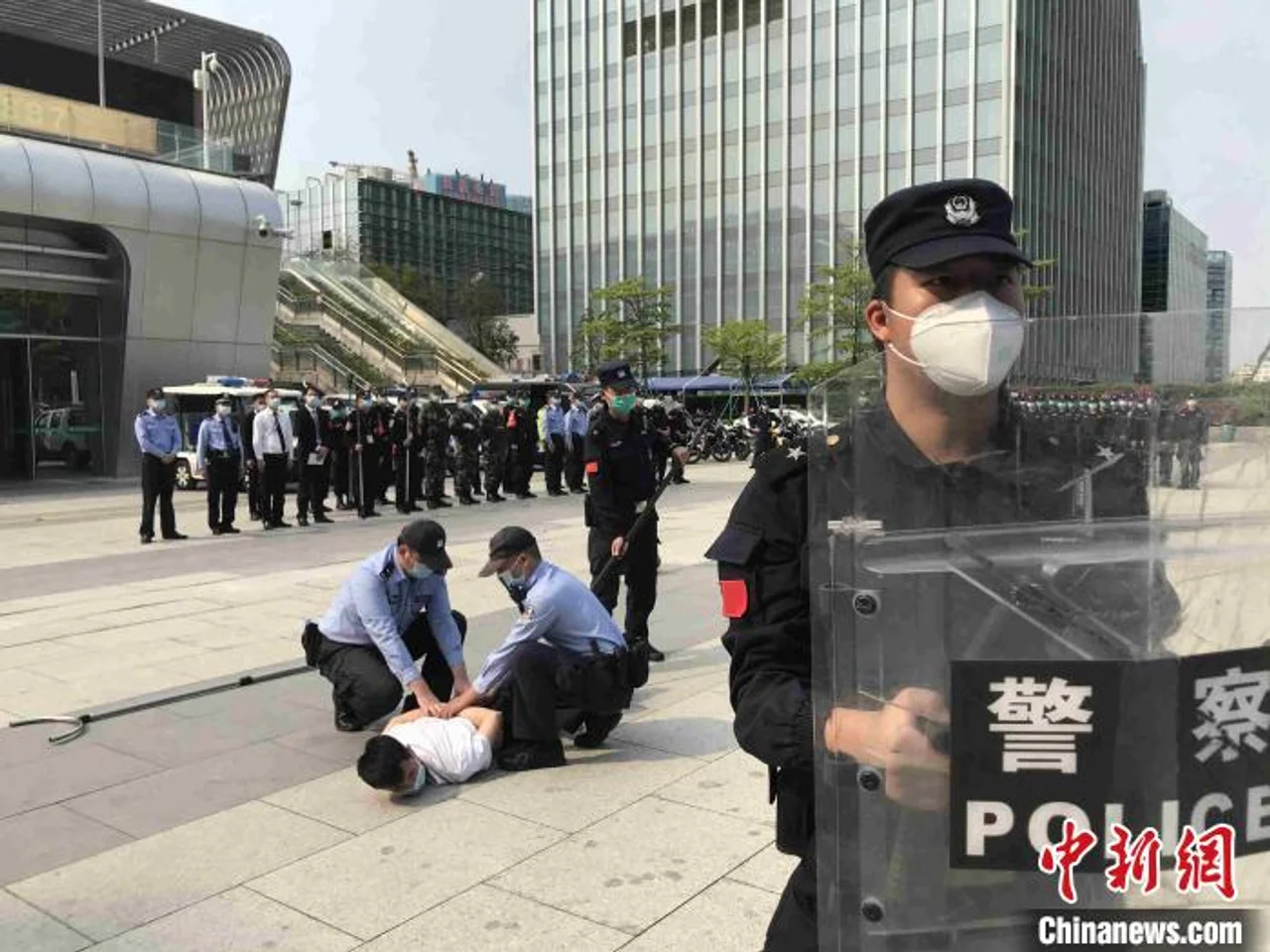 深圳铁路警方组织开展疫情防控演练