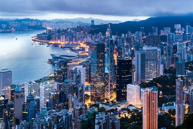 夏宝龙主任勉励香港珍惜平安稳定大局 社会各界应携手护国安、推经济、惠民生