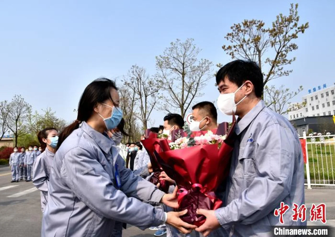 江苏徐州驰援湖北危废处置7名“逆行”勇士归队