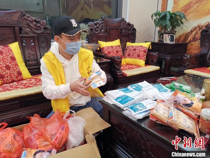 广西民企老总谈捐40万个口罩：有人点赞 有人哄抬口罩价格