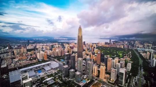 深圳：凝聚战疫中的磅礴社会力量