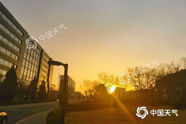 大风劲吹！今天北京阵风超8级局地有扬沙 