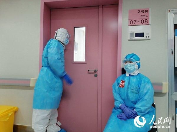 武汉日记：“逃跑婆婆”与“守护者联盟”