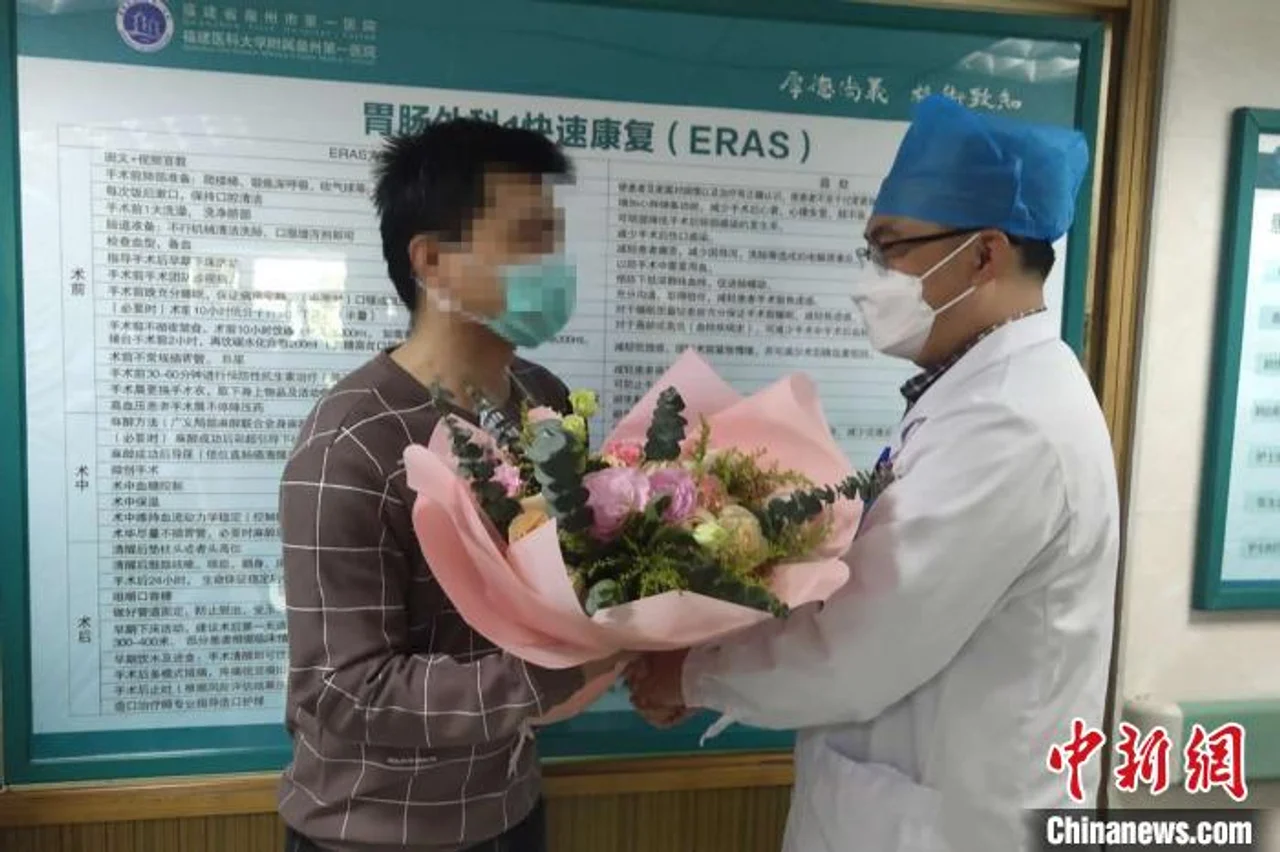 福建泉州一酒店坍塌事故后续:首批10名轻伤者出院