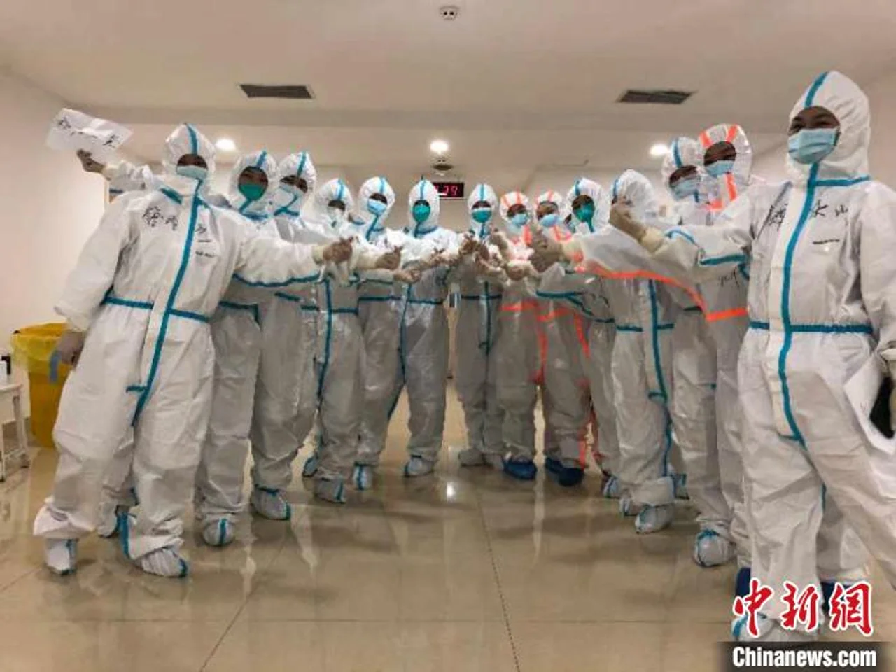 战疫一线的“医疗湘军”:治病也医心 医患关系融洽