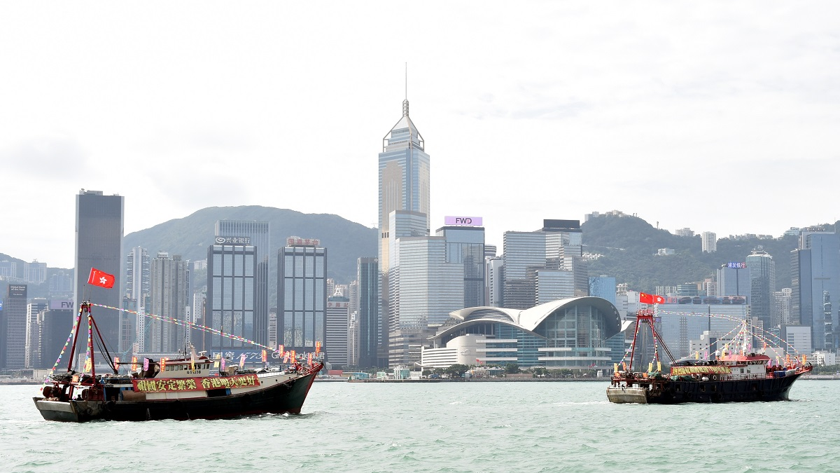叶刘淑仪文章：香港民主评价权应握在自己手中