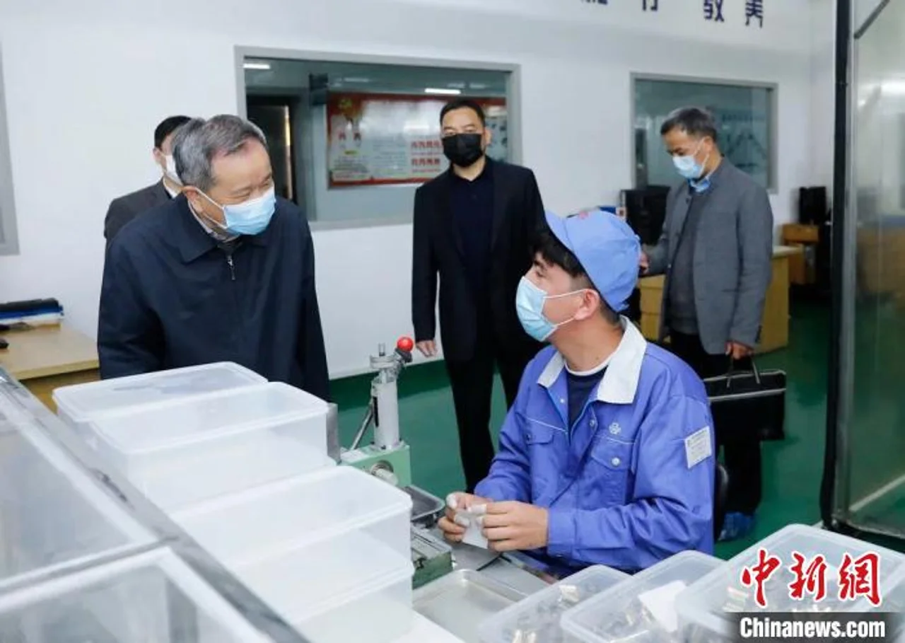 浙江:135万工会成员参与抗疫 让防疫复工走进“春天里”