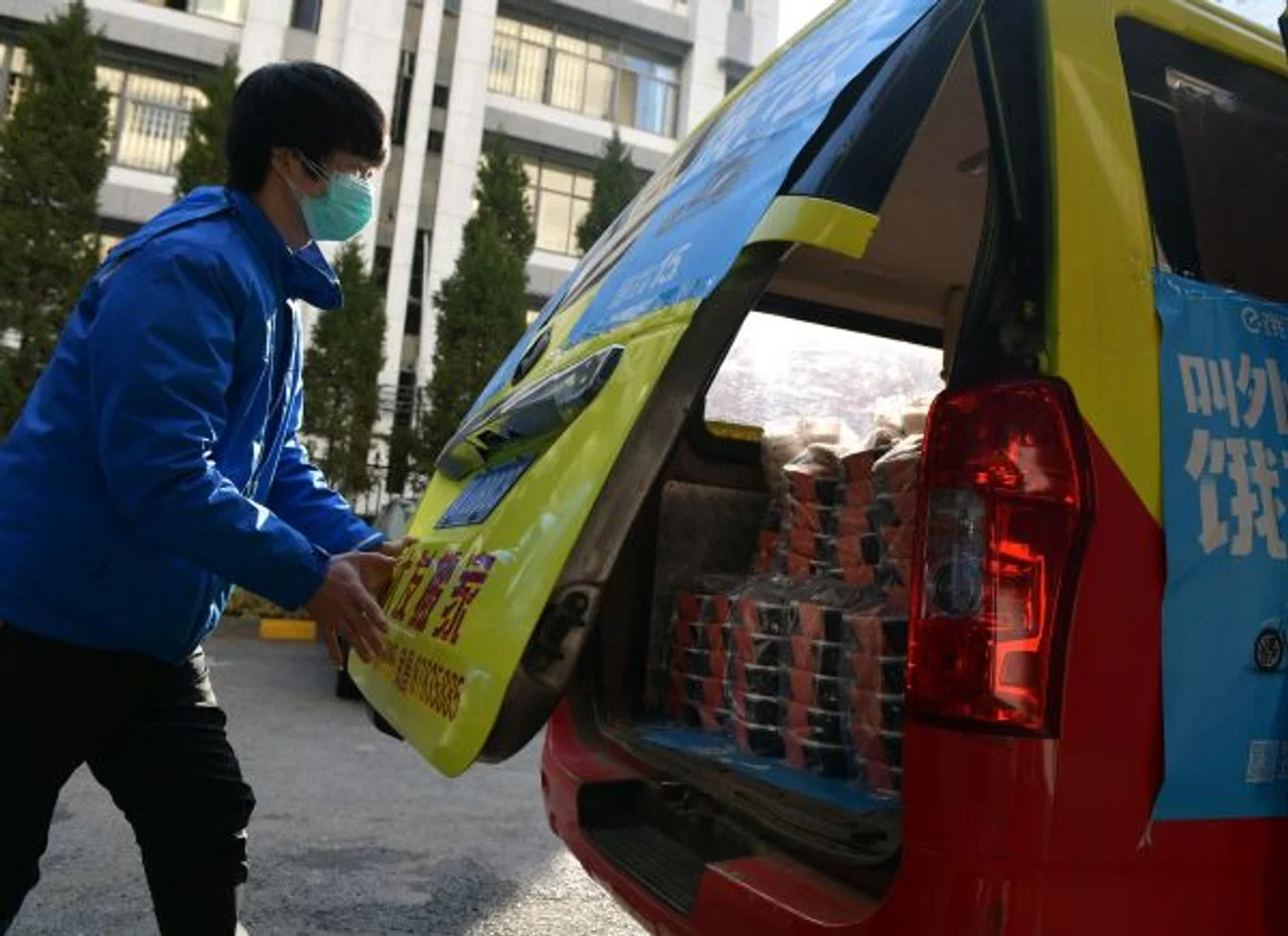 美媒报道:中国货车司机急盼再次上路