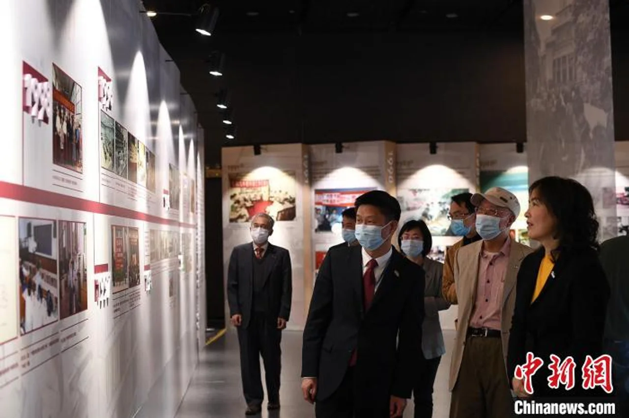 广州图书馆迎开馆40年 服务市民上亿人次
