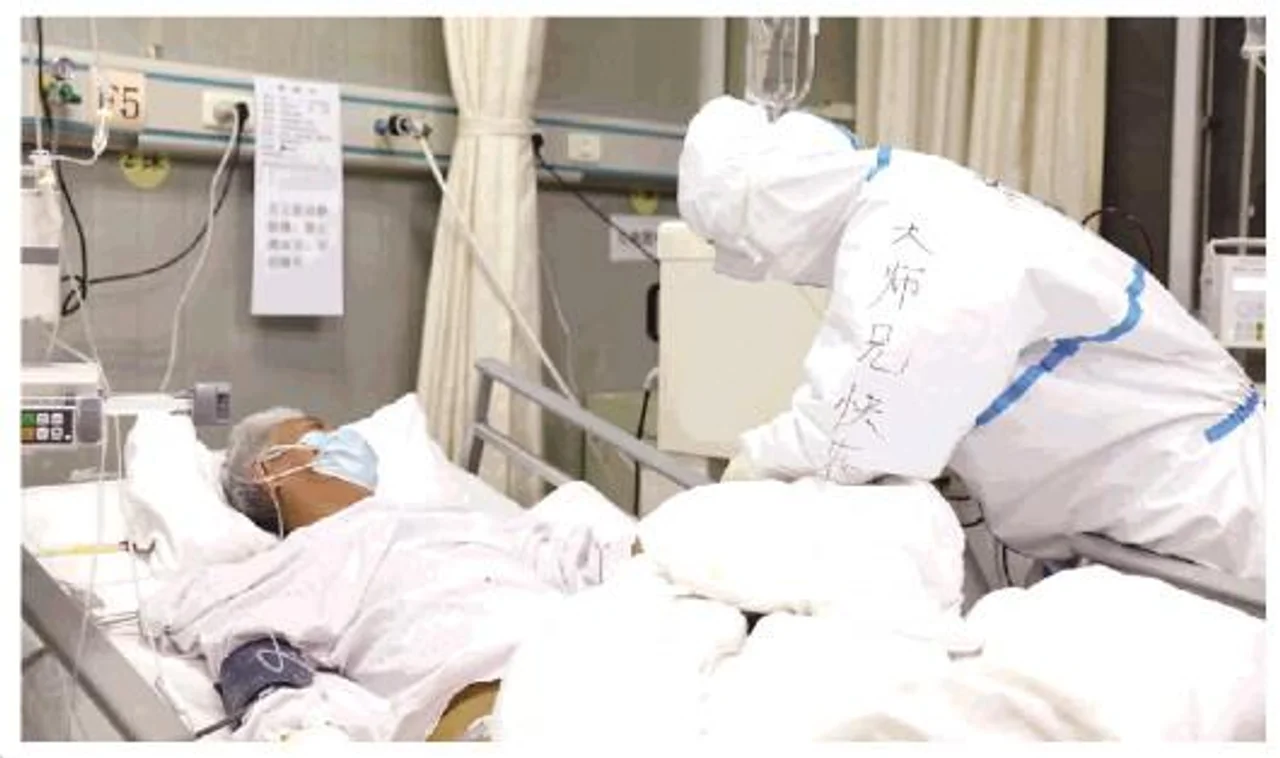 急诊人守卫战“疫”一线