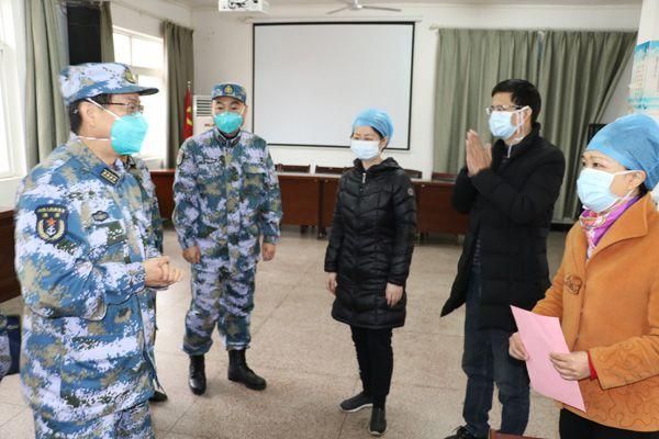 汉口医院女副院长与医生丈夫奋战一线 其夫已被感染
