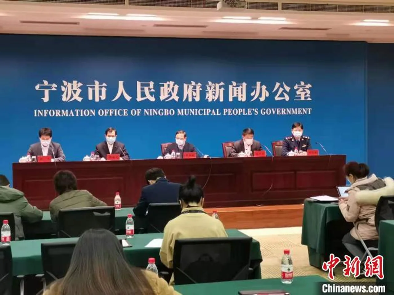 浙江宁波处输入病例与本地病例叠加高发期 将强化交通管理