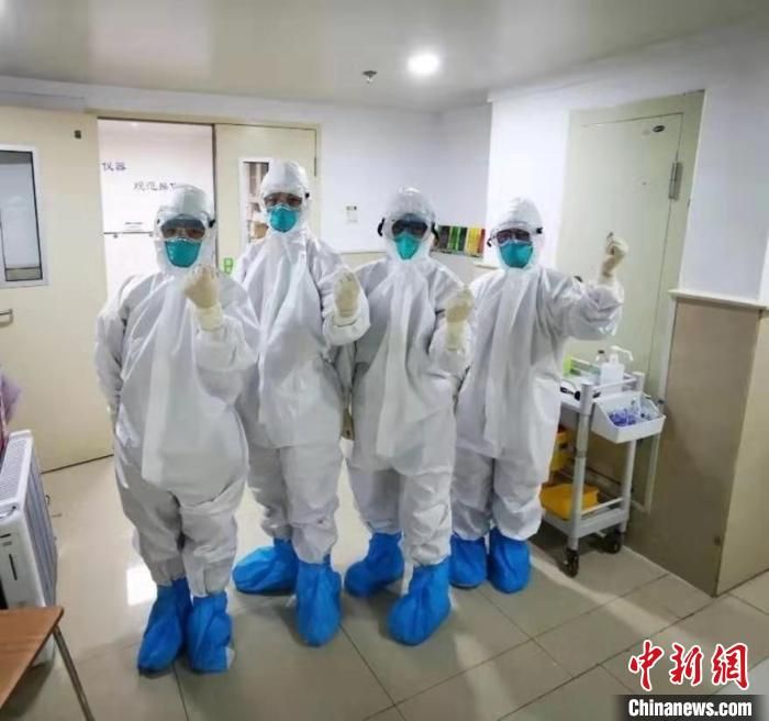 关于驰援湖北 护士妈妈和她的女儿这样说
