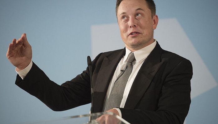 自主品牌努力挖角超豪华品牌，特斯拉却偏偏指定要招中国设计师