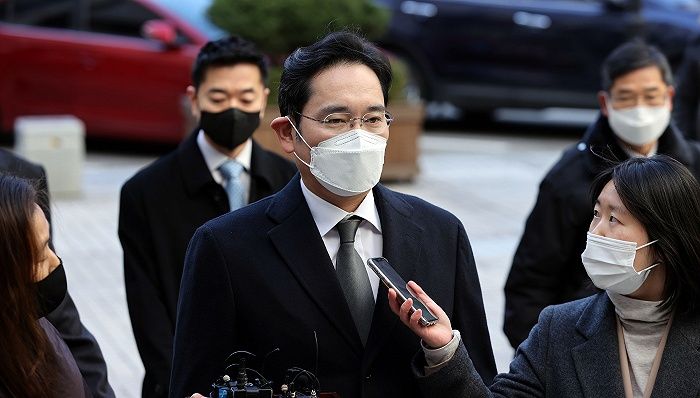 快看 | 三星电子掌门人李在镕因行贿被判2年6个月