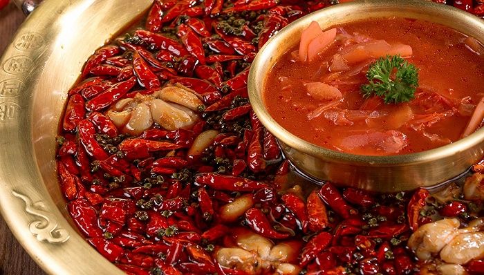 消费者报告 | 网红火锅“哥老官”食材被检出禁用兽药，为何出问题的总是它?